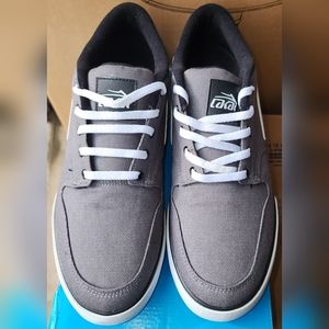 Lakai Carrol 5, Size 11.5 , Grey/White Sneakers